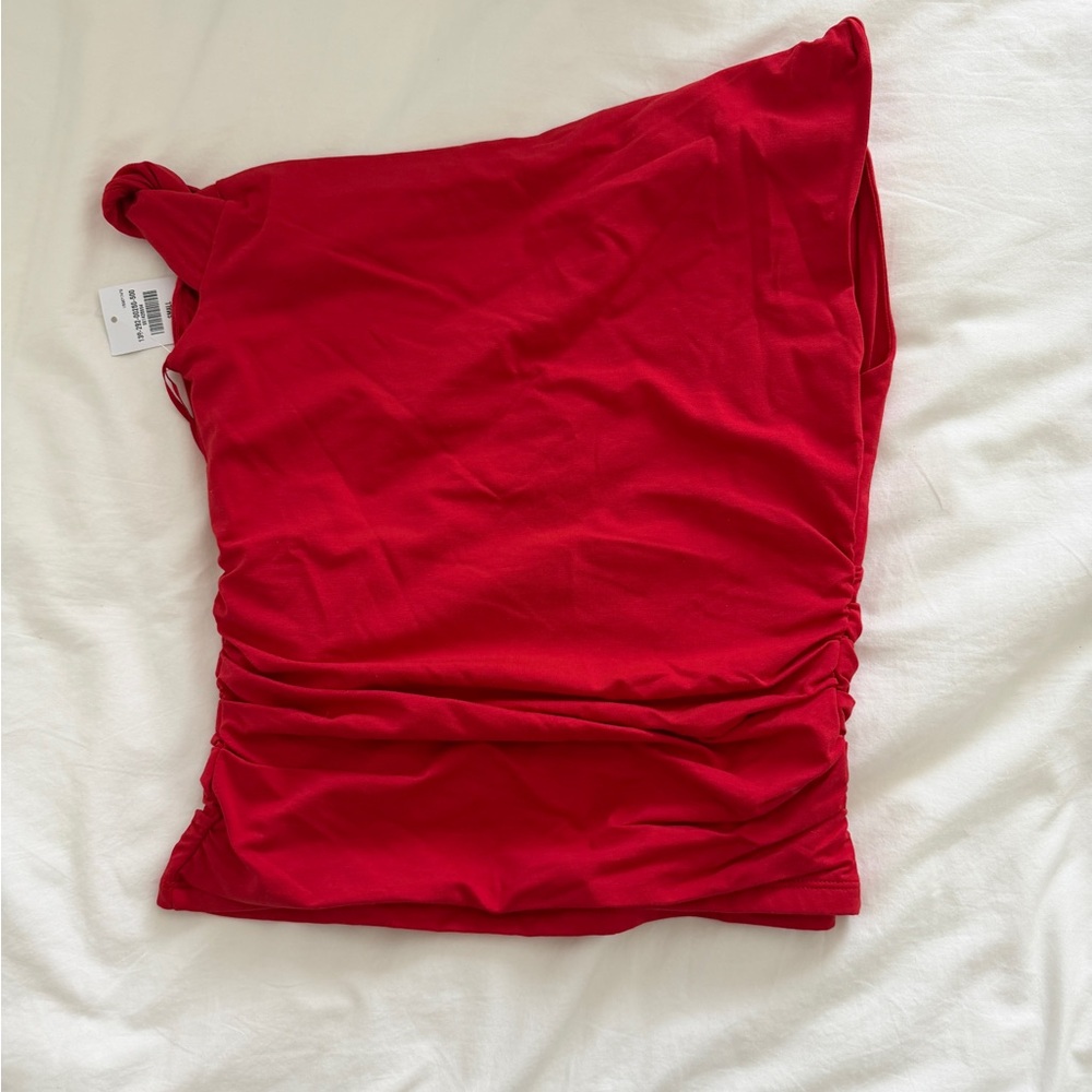 Abercrombie & Fitch Red Short Sleeve Tee
